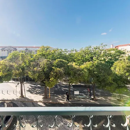 Armada Viii * Lisbon